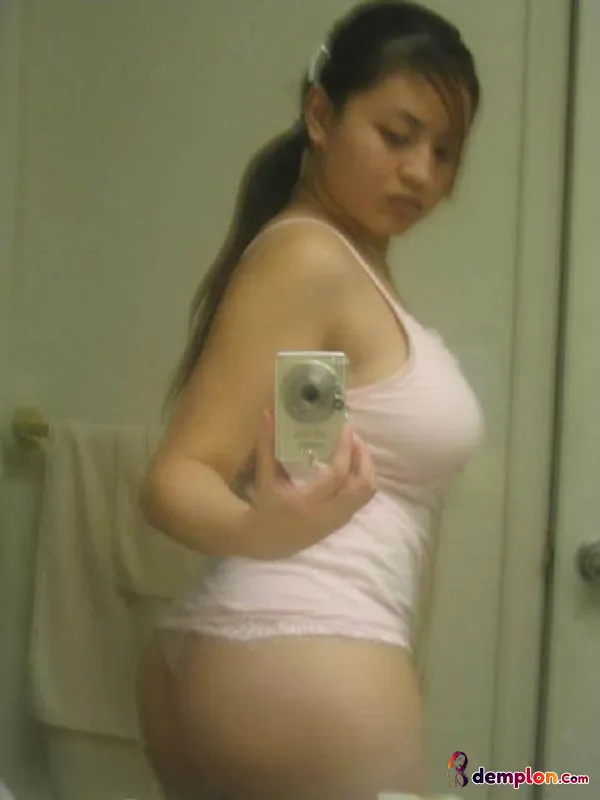 Bokong Montok Pantat Semok Cewek Manis Wajah Cantik