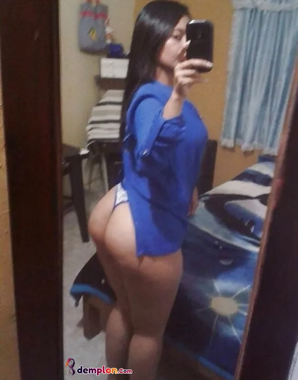 Bokong Pantat Bahenol Tante Jablay