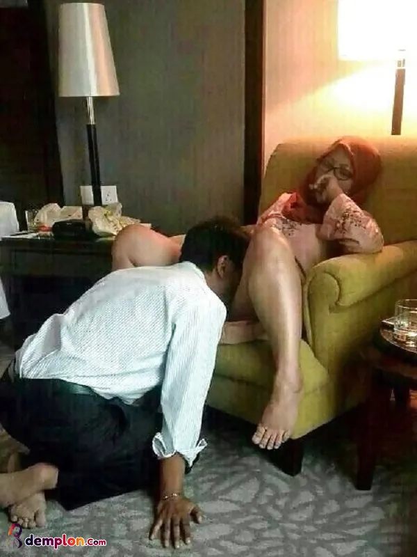 Jilat Memek Jilbab Jilmek Hijab
